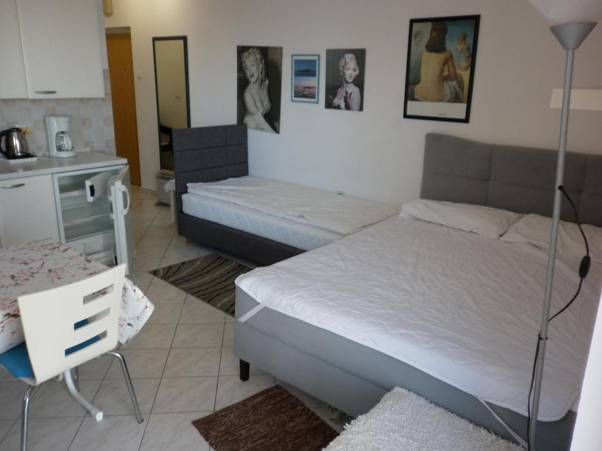 Apartment Antoncic Dramalj Exterior foto